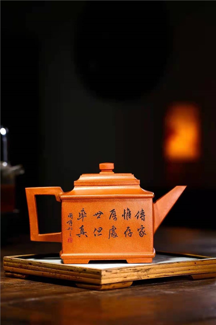 储国峰作品 双线四方图片