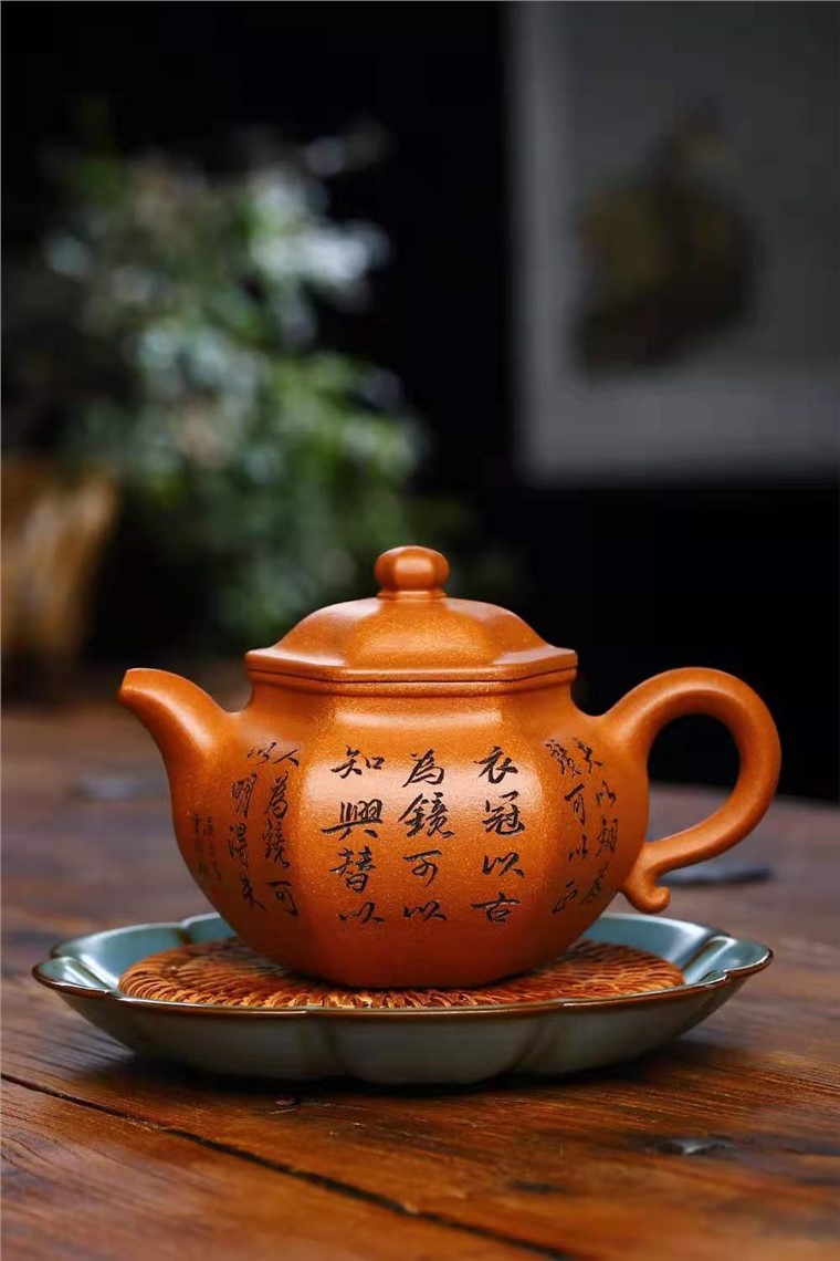 王玉芳作品 六方莲子图片