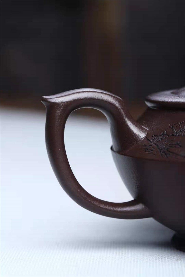 王玉芳作品 汉云壶图片