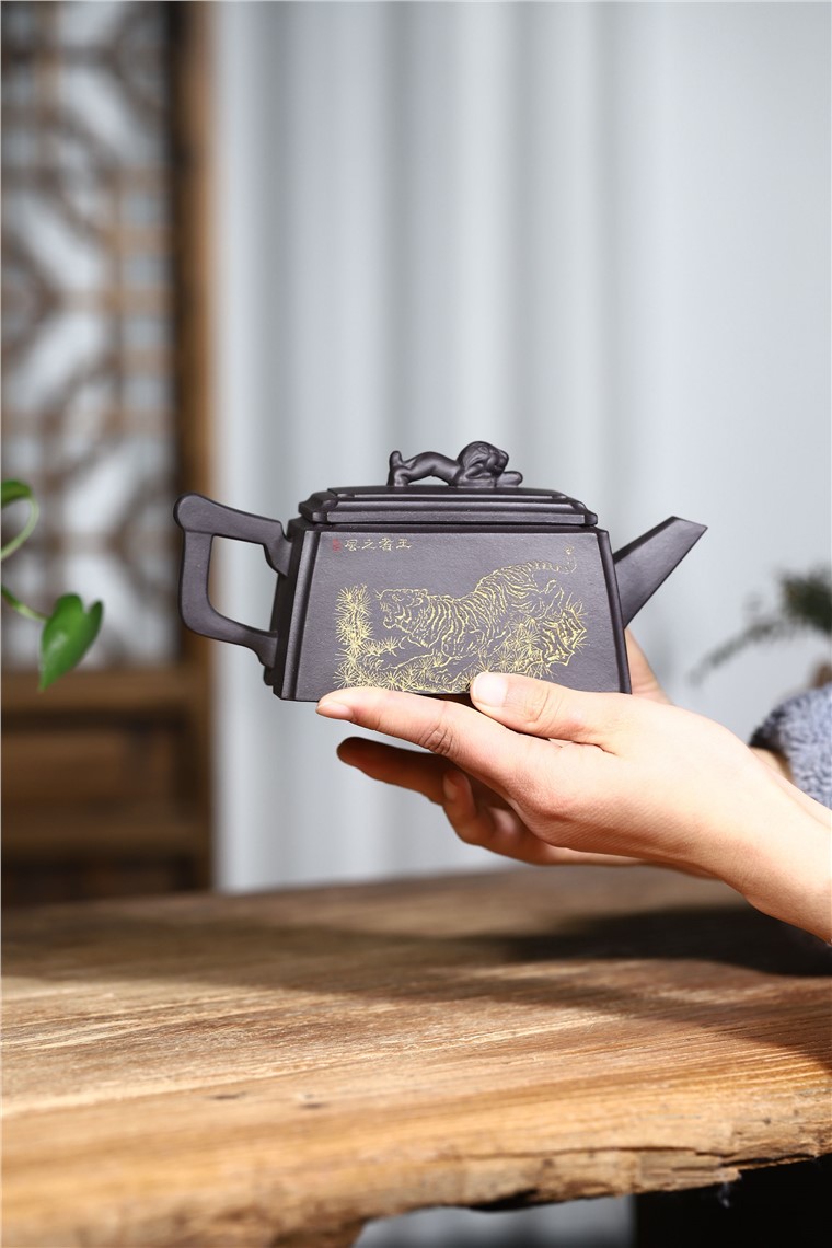 韩洪波作品 四方雄风图片