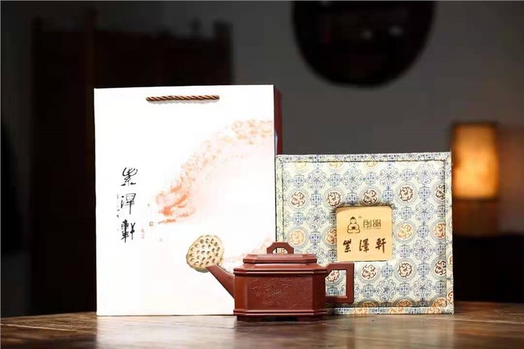 高俊作品 殿方宫灯图片