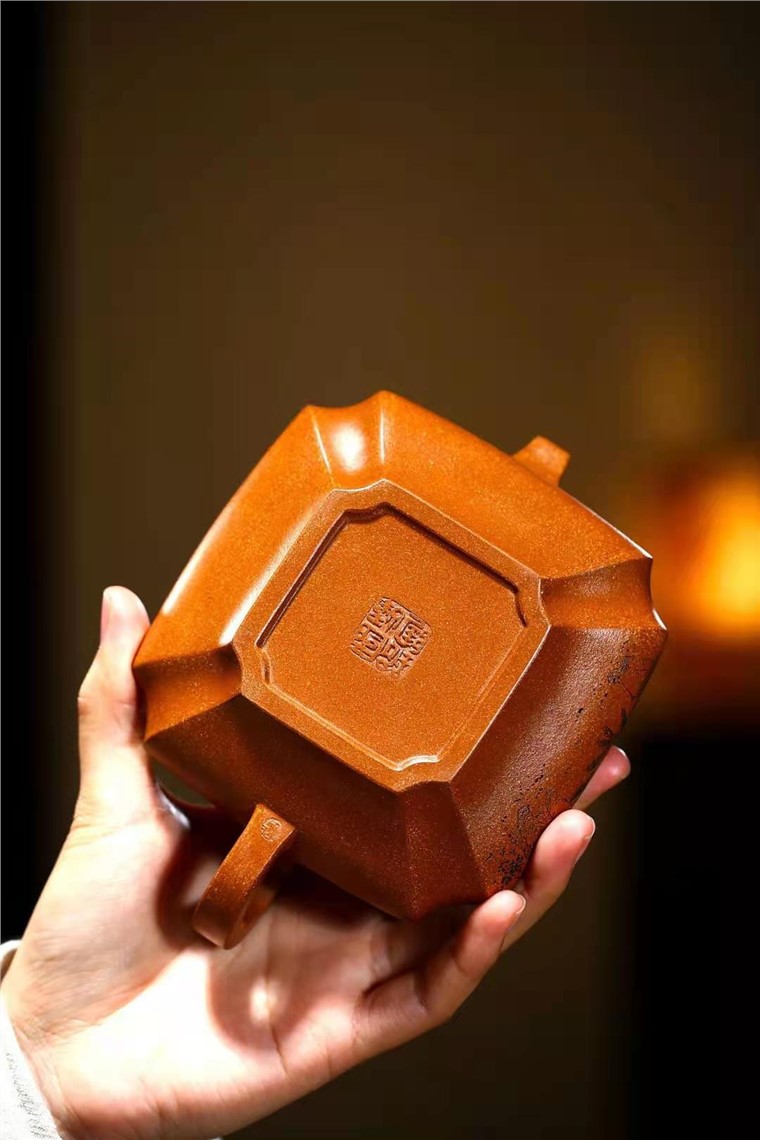 储国峰作品 四方抽角图片