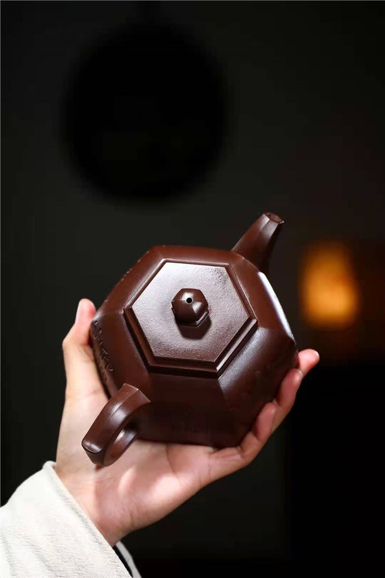 高俊作品 六方碗莲图片