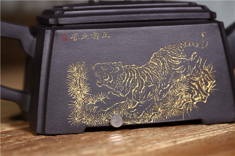韩洪波作品 四方雄风图片