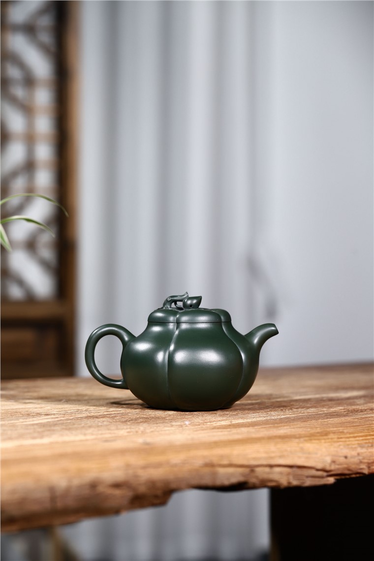 韩洪波作品 上合桃图片