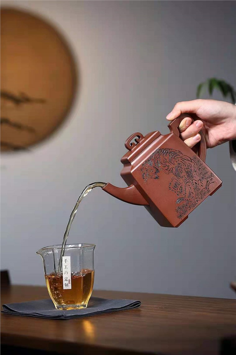 朱新南作品 威震山河