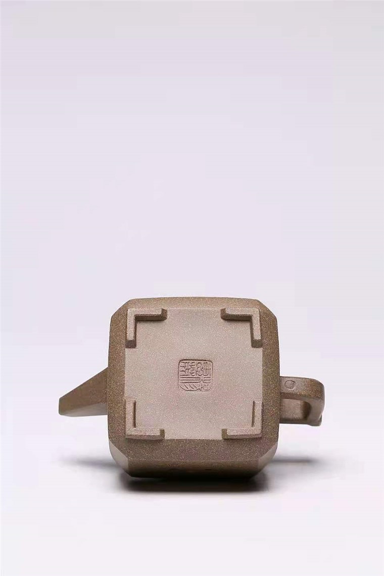 杨慧英作品 四方天启