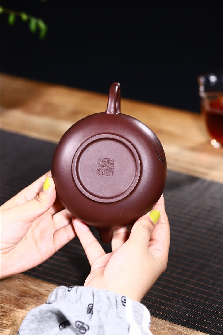 范君浩作品 牛气冲天