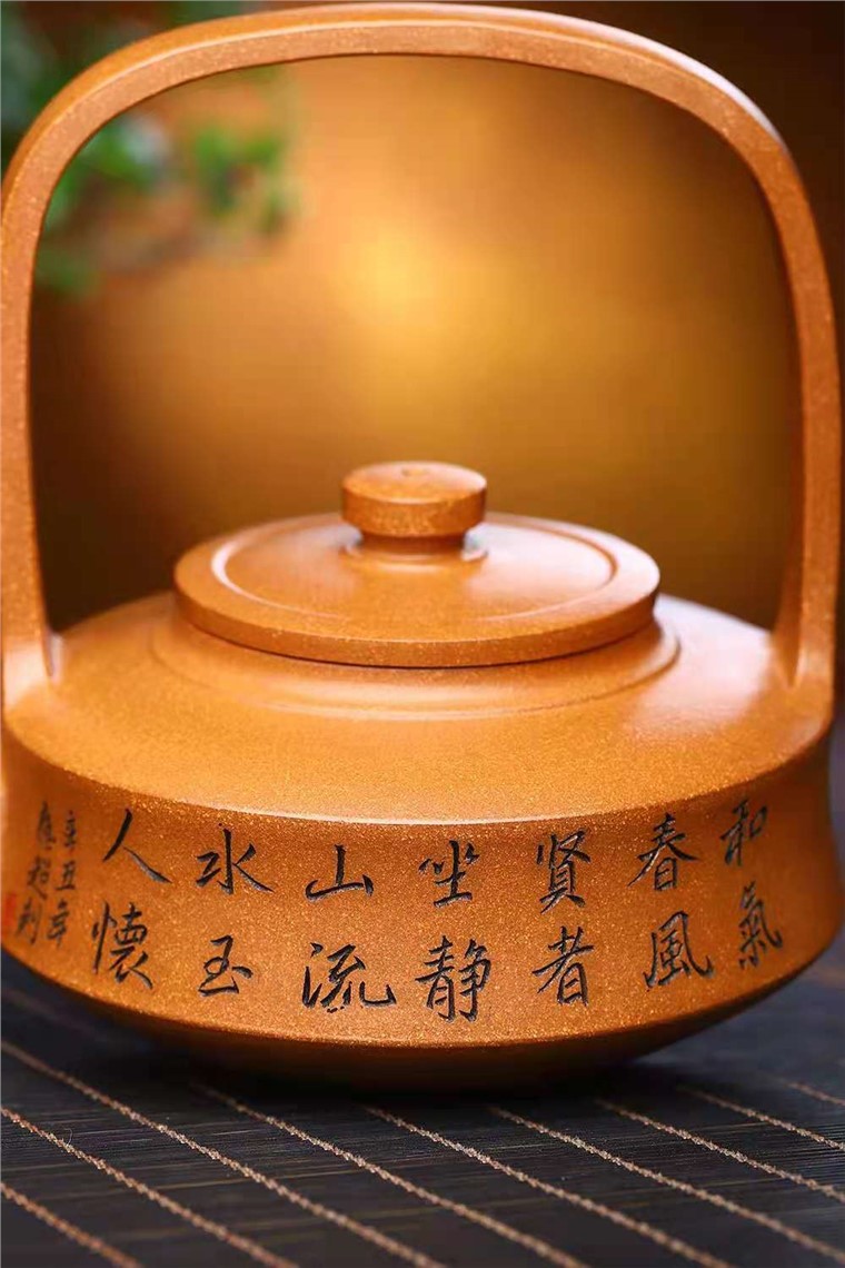 鲍明亚作品 提壁壶图片
