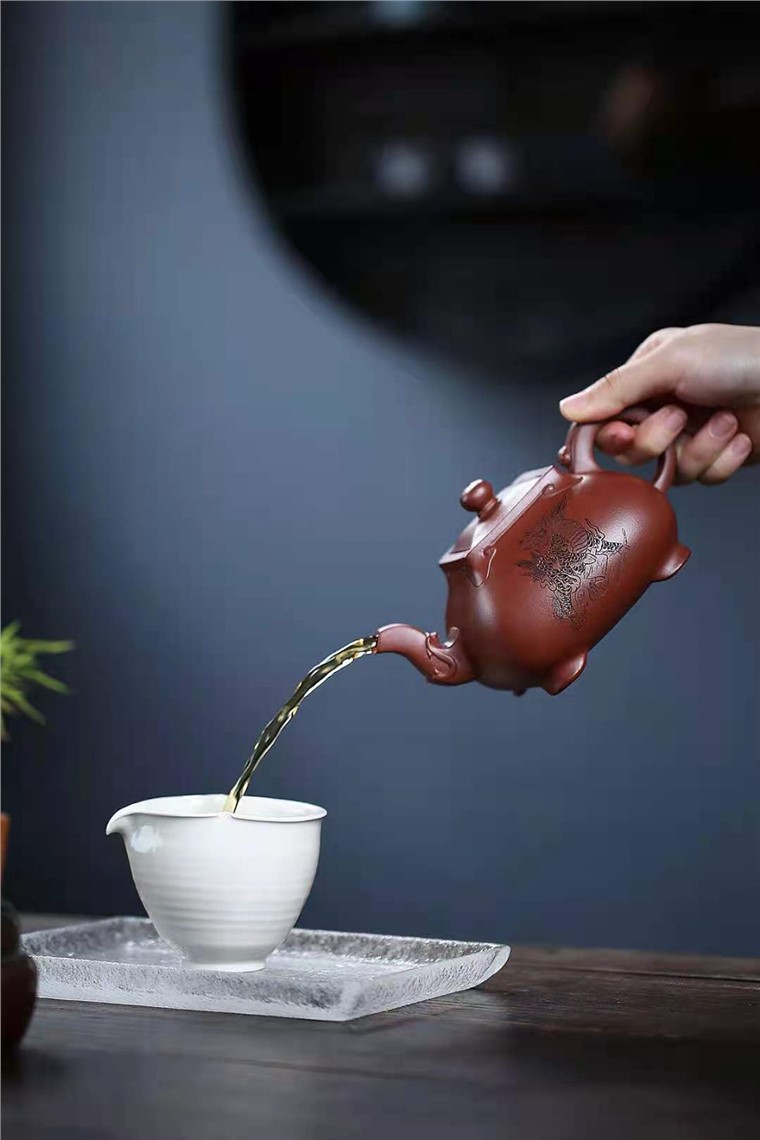 朱新南作品 如意玉露