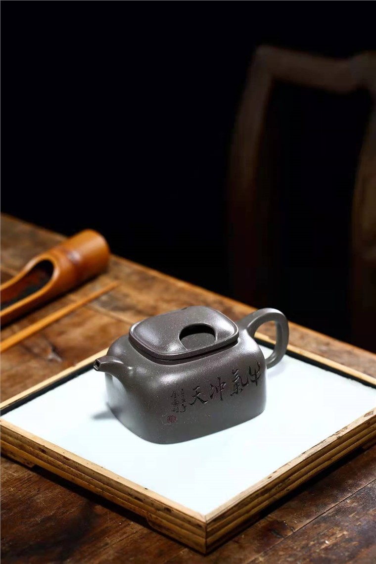 陶金兰作品 四方牛盖图片