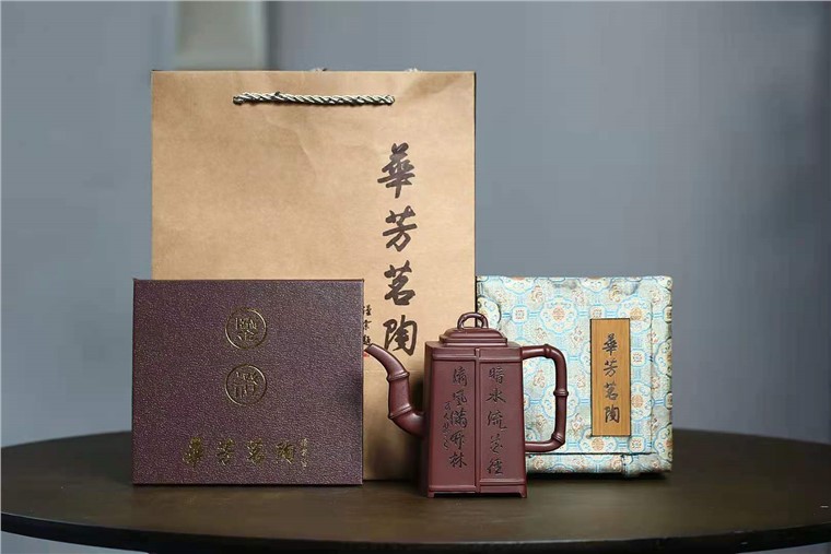 许华芳作品 高风亮节