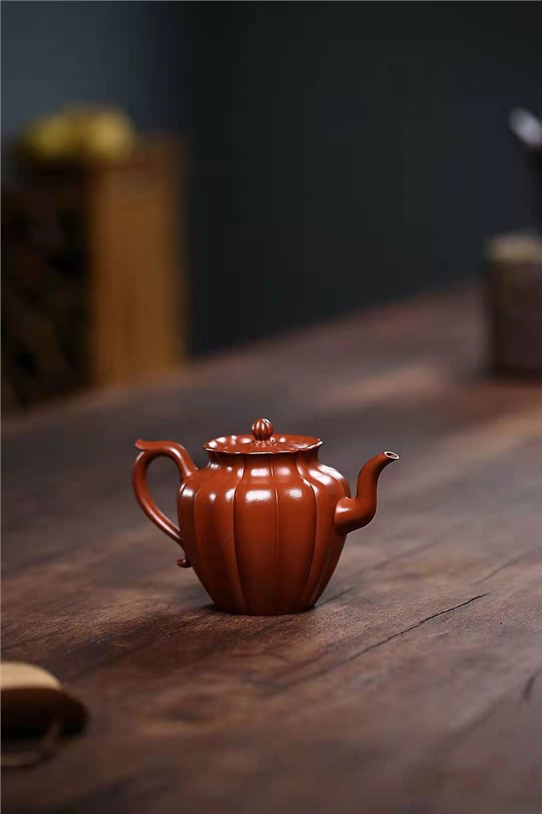 许华芳作品 莲台图片