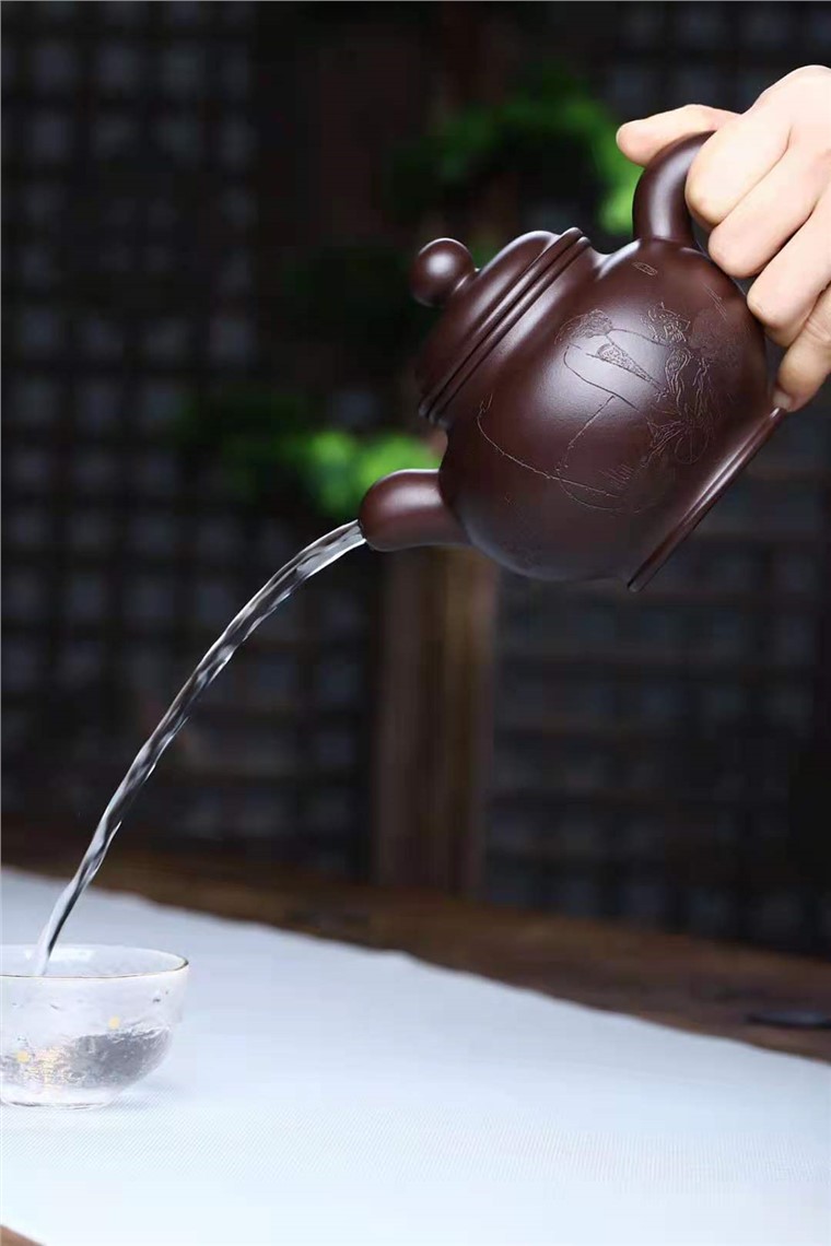 刘莹作品 道洪掇只