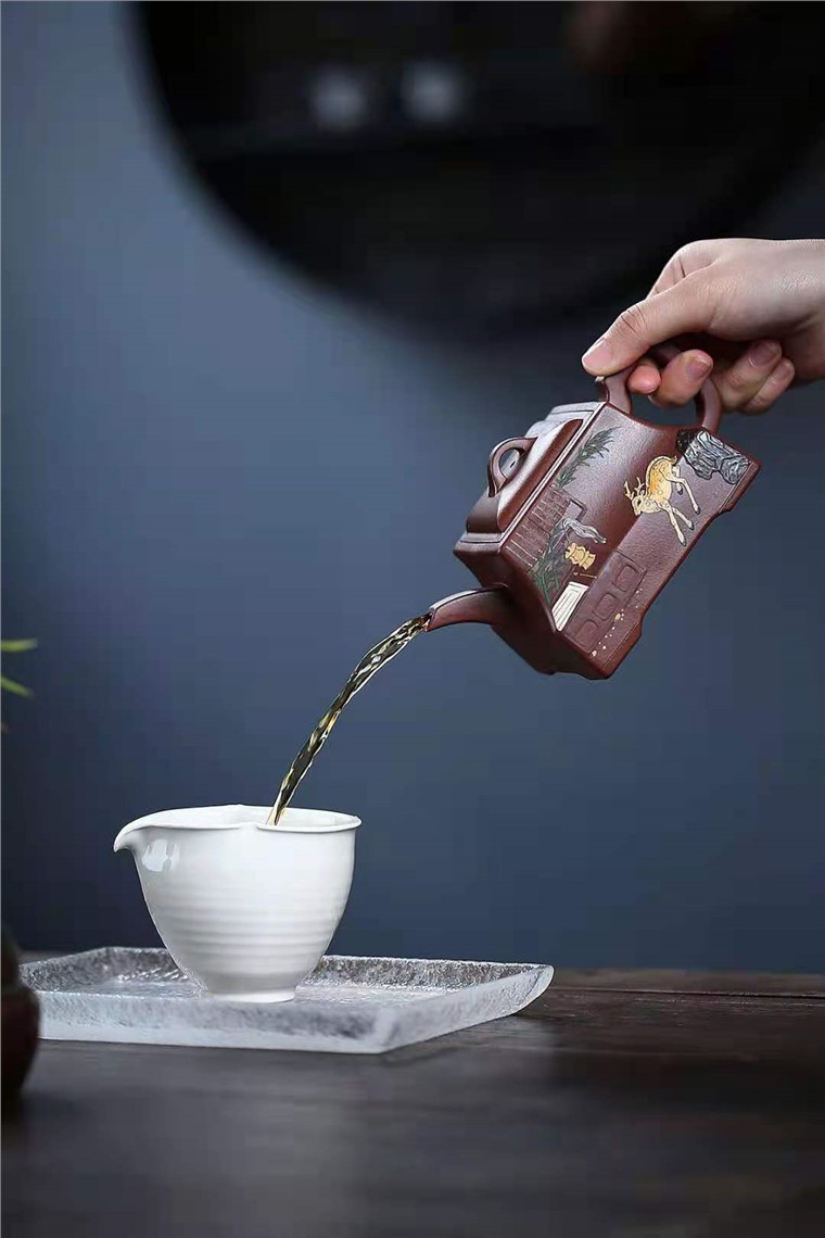 朱新南作品 四方之志