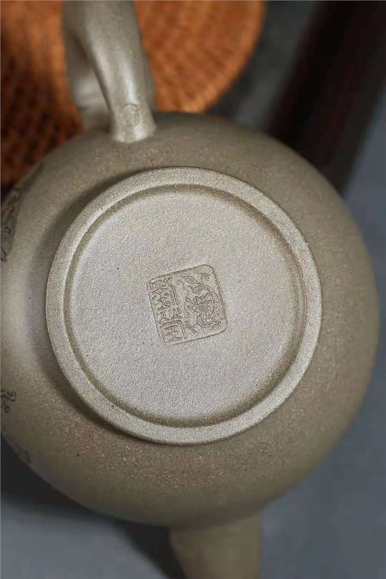 刘莹作品 道洪潘壶