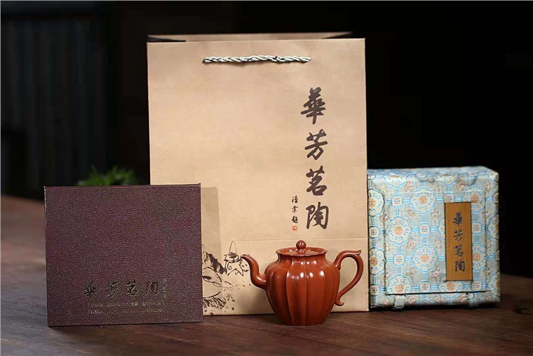 许华芳作品 莲台
