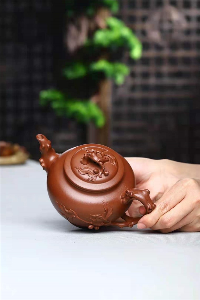刘莹作品 寿桃报春图片