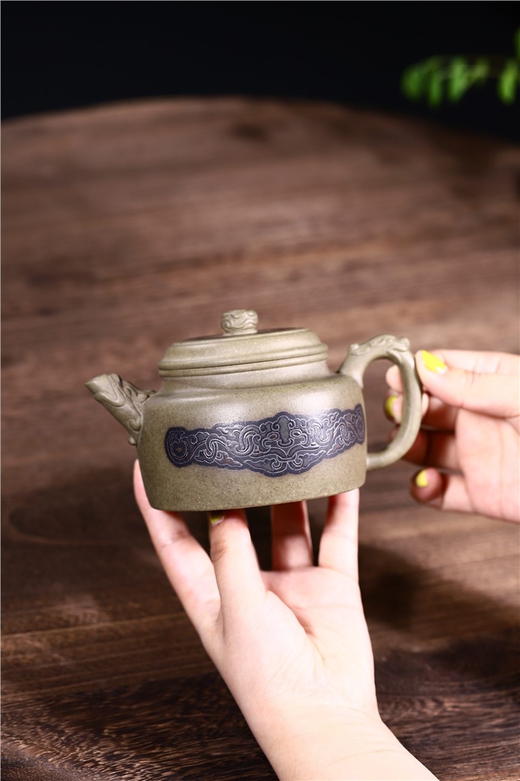 范君浩作品 龙韵德钟图片