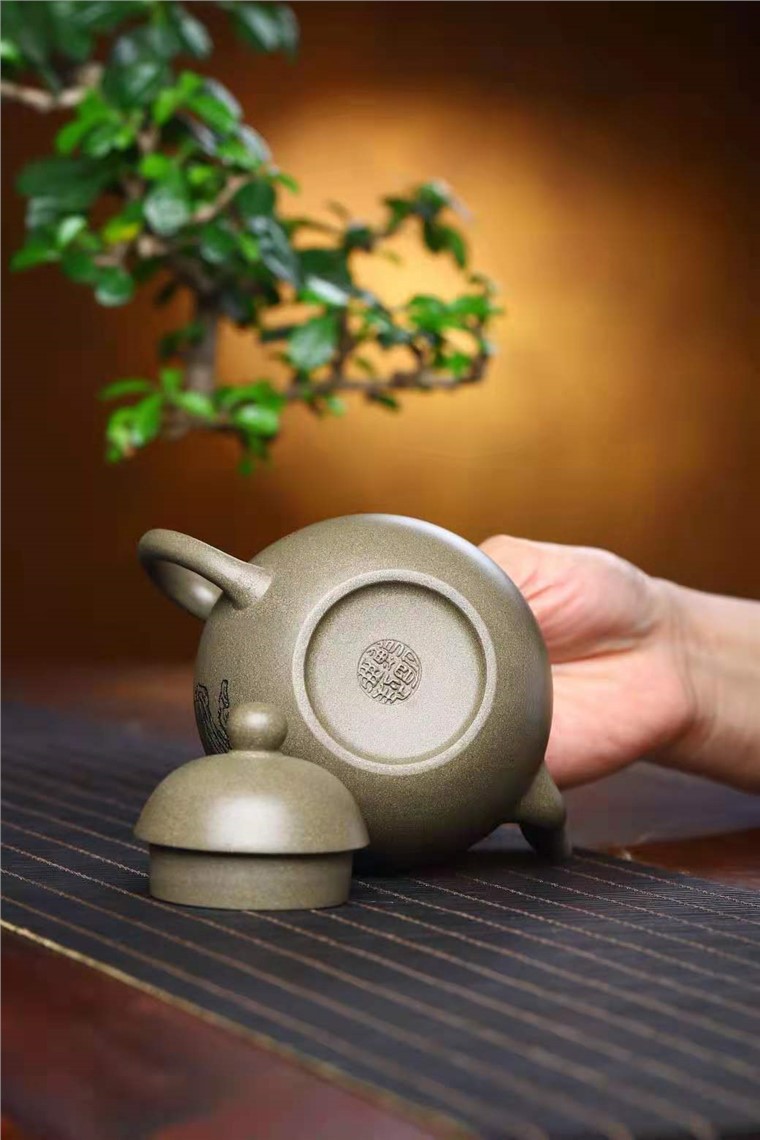 鲍明亚作品 思亭壶图片