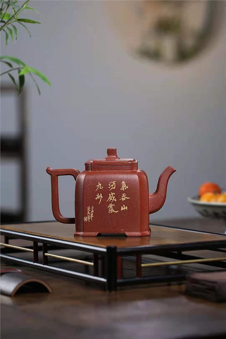 朱新南作品 抽角高方图片