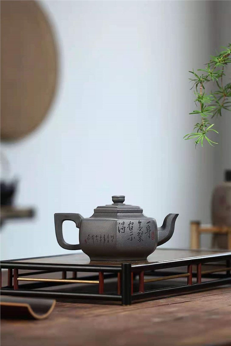 王建南作品 六方雪华图片