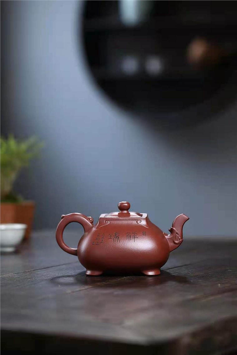 朱新南作品 如意玉露图片