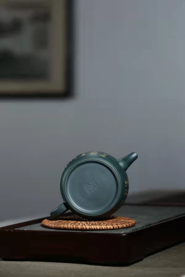 刘莹作品 汉瓦
