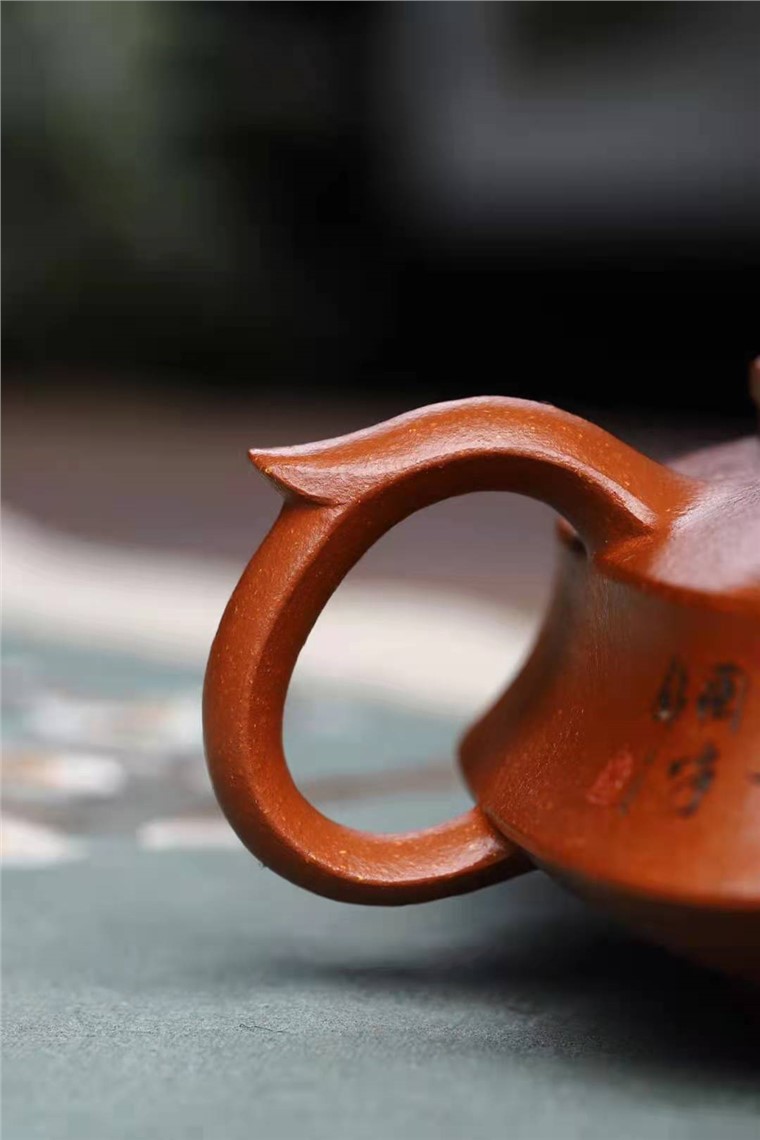 刘莹作品 四方牛盖套组图片