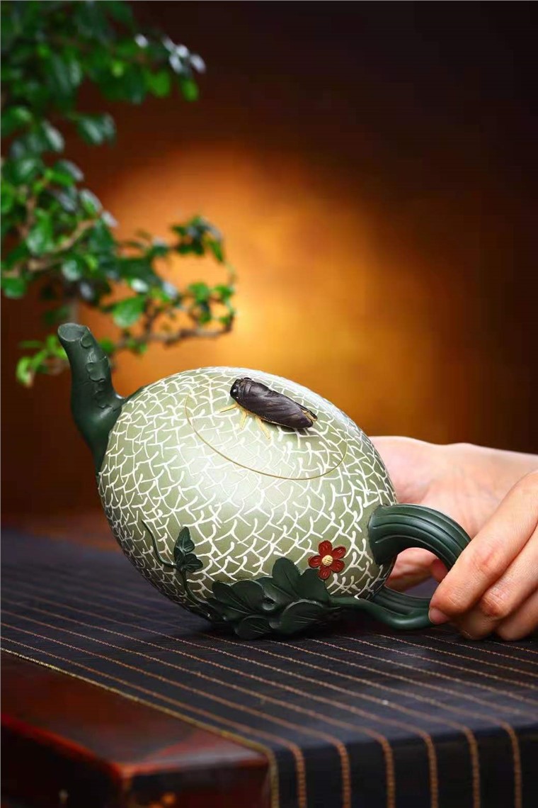鲍明亚作品 哈密瓜图片