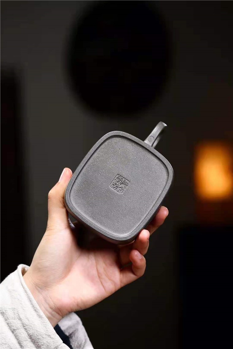 陶金兰作品 四方牛盖图片
