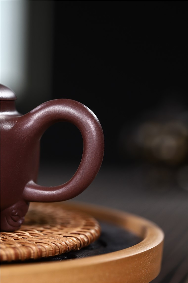 范君浩作品 三足玉环图片