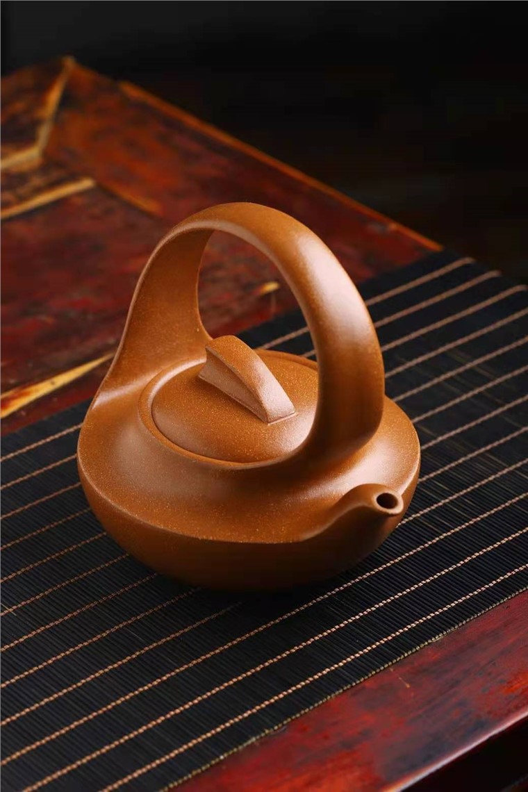鲍明亚作品 曲壶图片