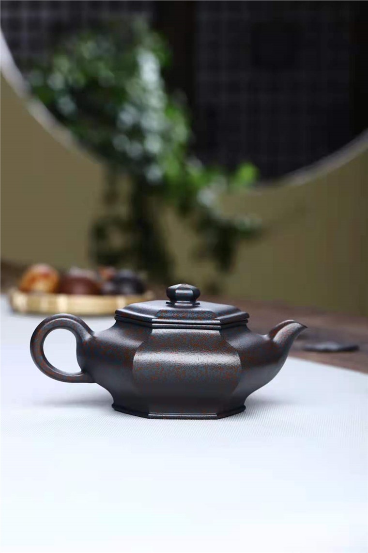 刘莹作品 六方虚扁图片