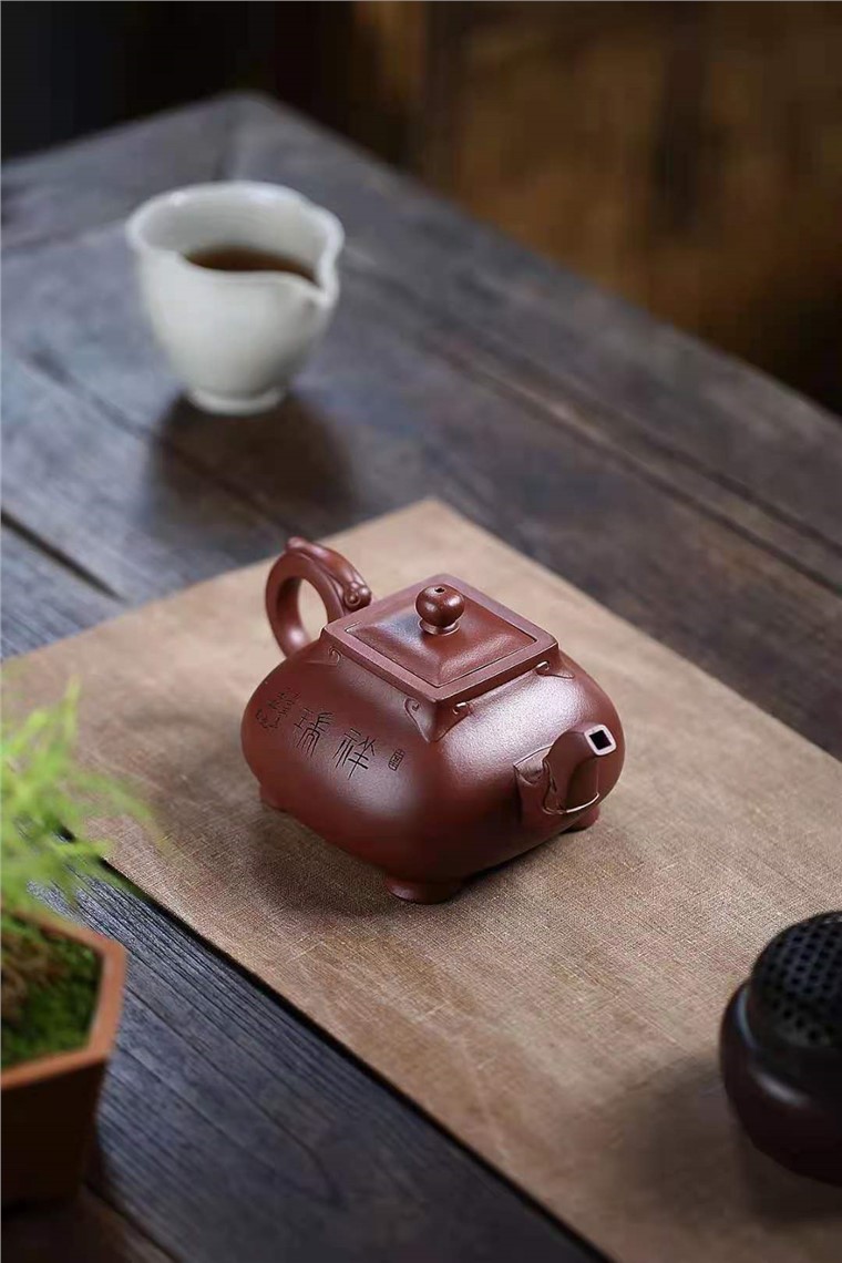 朱新南作品 如意玉露图片