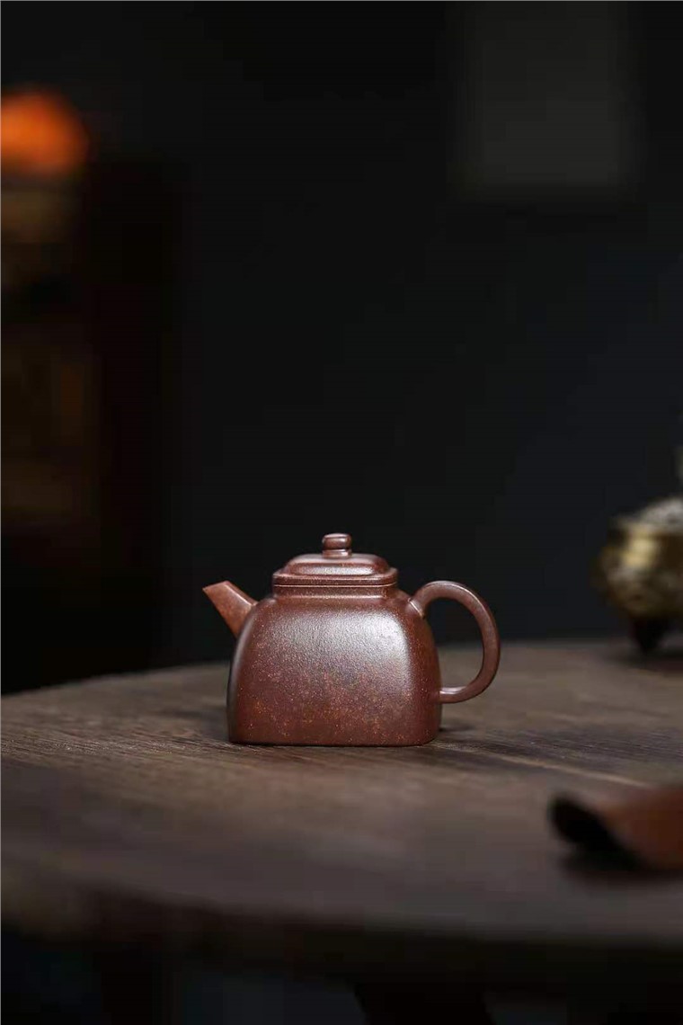许华芳作品 坦然图片