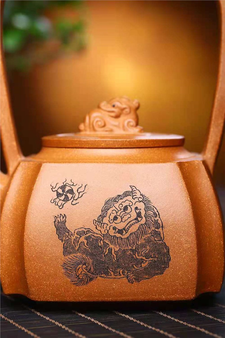鲍明亚作品 龙尊提梁图片