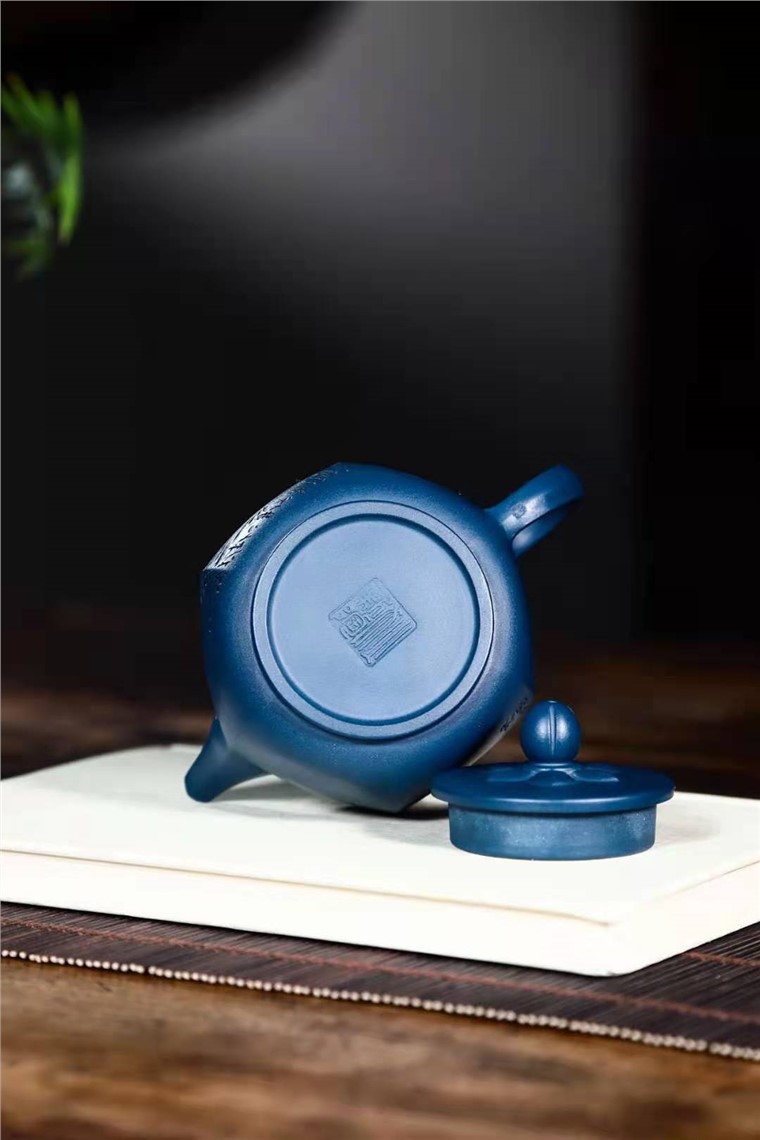 狄新陶作品 莲意