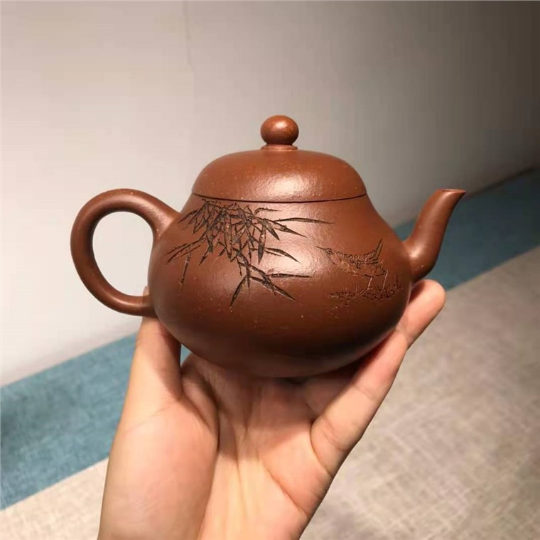 杨丽亚作品 梨形图片