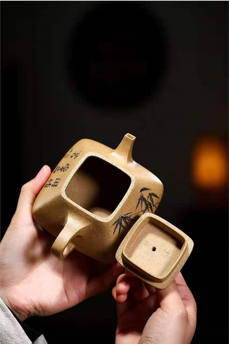 狄新陶作品 四方石瓢图片