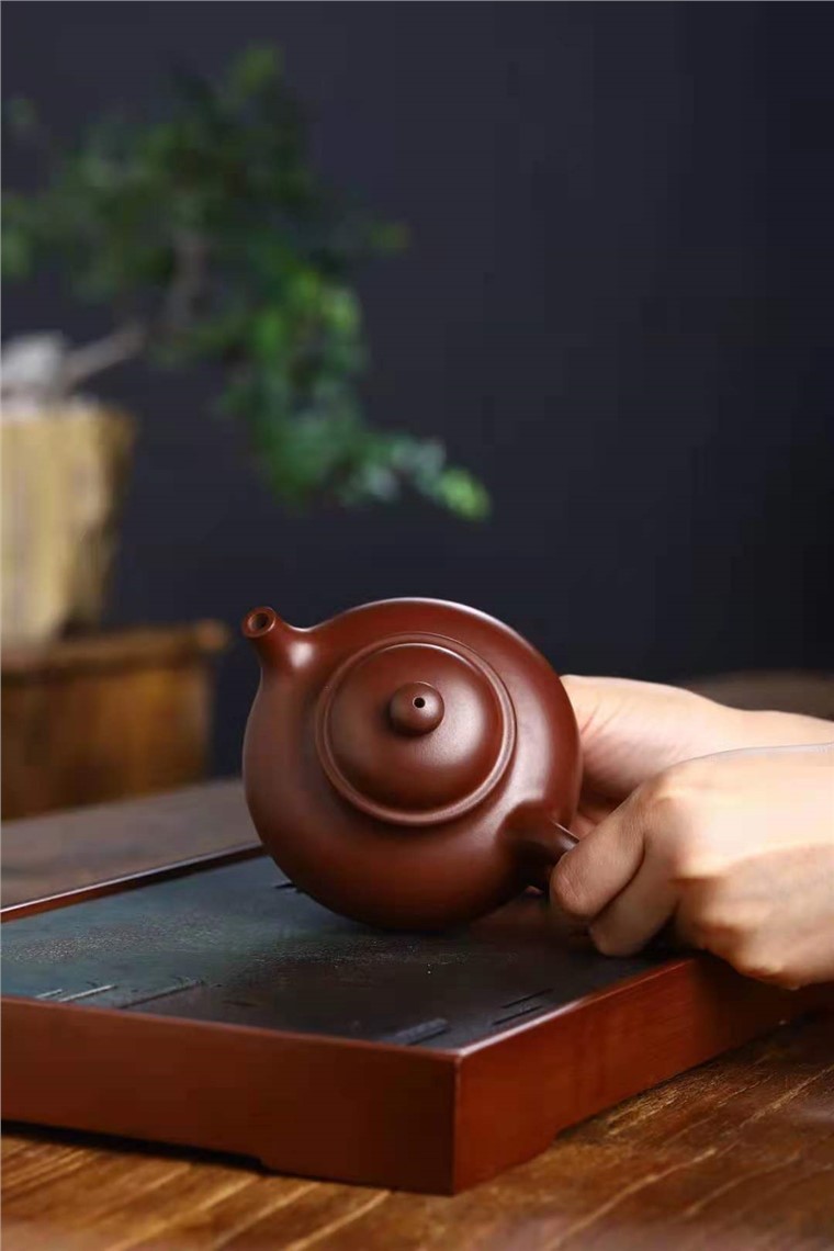 王玉芳作品 容天图片