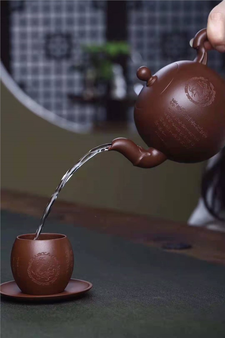 葛岳纯作品 龙珠套组