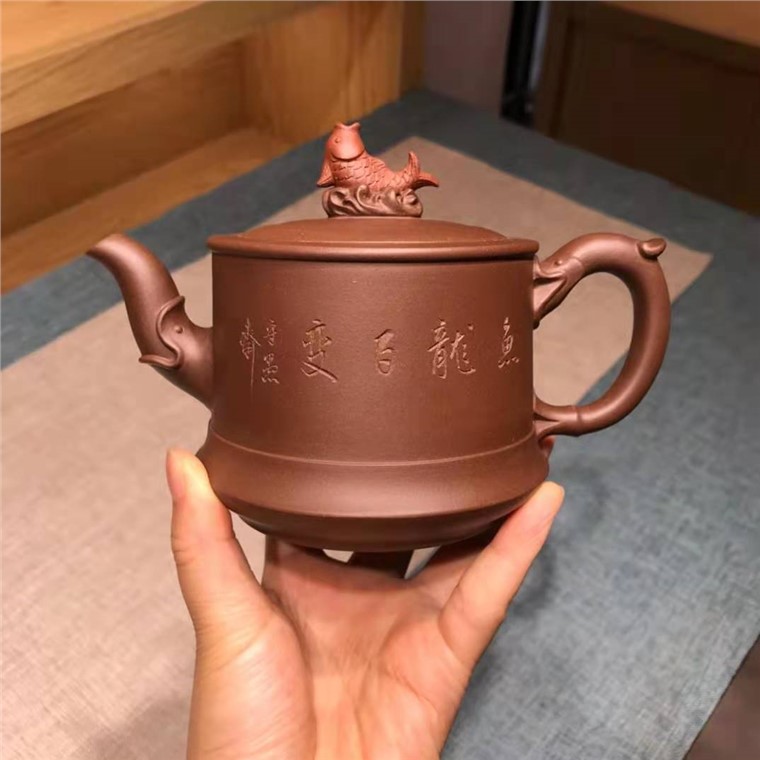 程辉作品 鱼龙图片