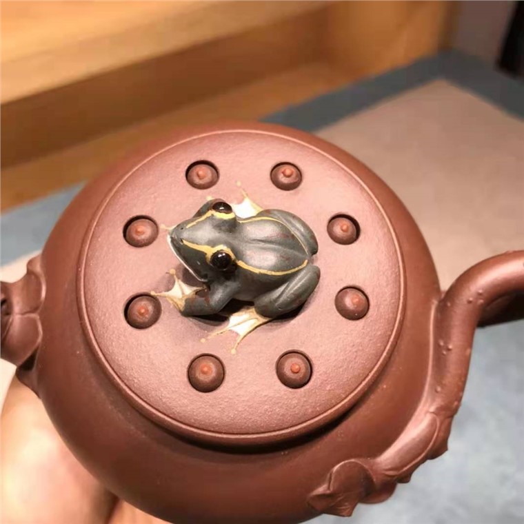 王杏坤作品 青蛙莲心图片