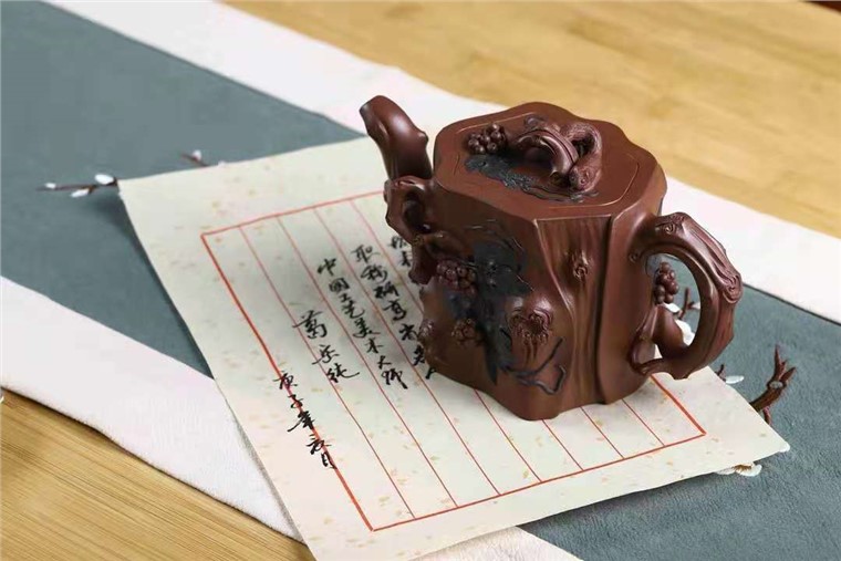 葛岳纯作品 松鼠葡萄图片