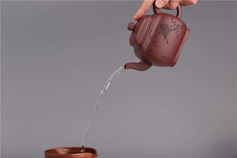 袁德波作品 秋宝壶