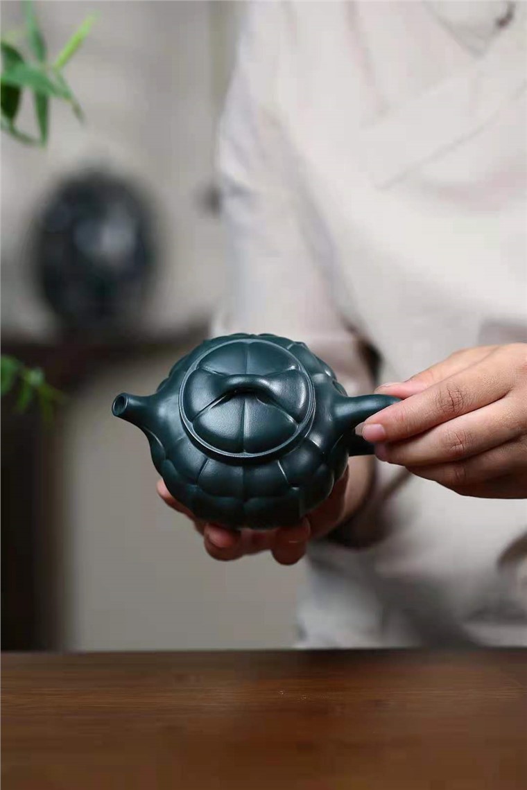 霍菊华作品 筋纹锦菱图片