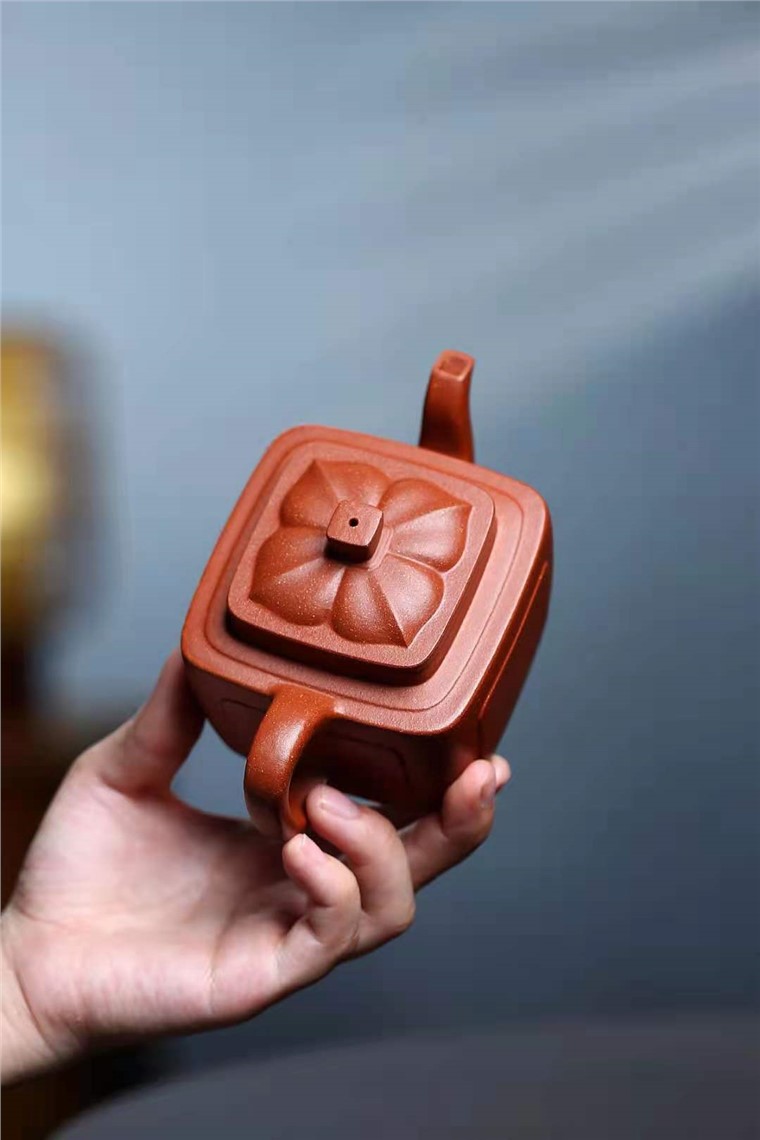 吴行其作品 魁方菱花图片