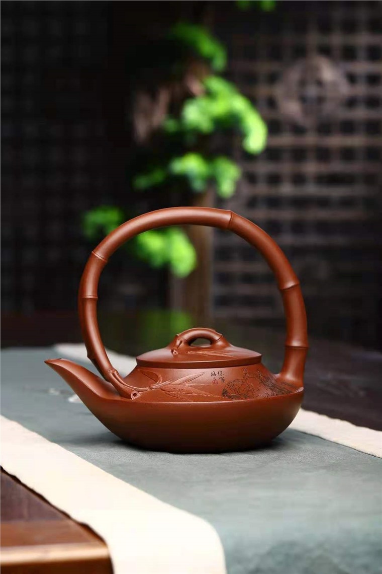 何其仙作品 竹叶提梁图片