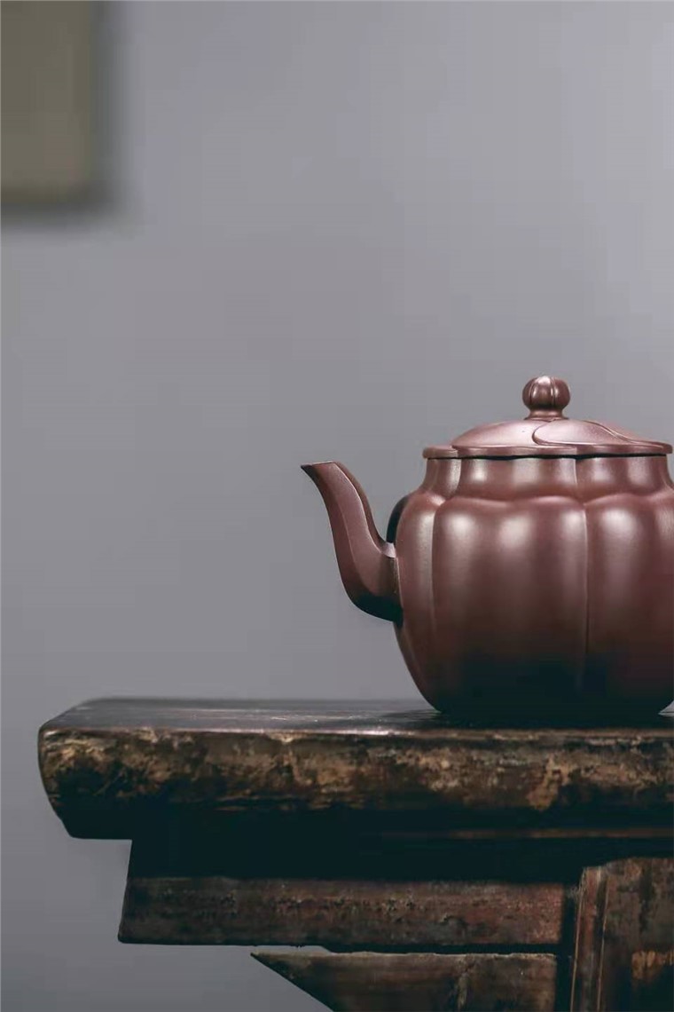 牟锦芬作品 菊蕾图片
